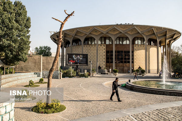 «فکر عاجلی برای "تئاتر شهر" نیاز است»