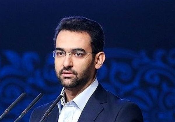 آذری جهرمی: «سیاست را با شبکه ملی اطلاعات پیوند نزنید و شبکه ملی اطلاعات را هم با فیلترینگ پیوند نزنید.» هیچ محصول امریکایی در زیرساخت شبکه ملی اطلاعات استفاده نمیشود