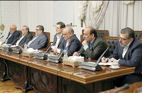 چانه زنیسیاسی / اصلاح طلبان میخواهند از دولت امتیاز بگیرند