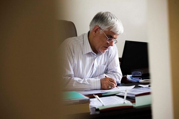 متن یادداشت عارف در پی عملیات تروریستی اهواز