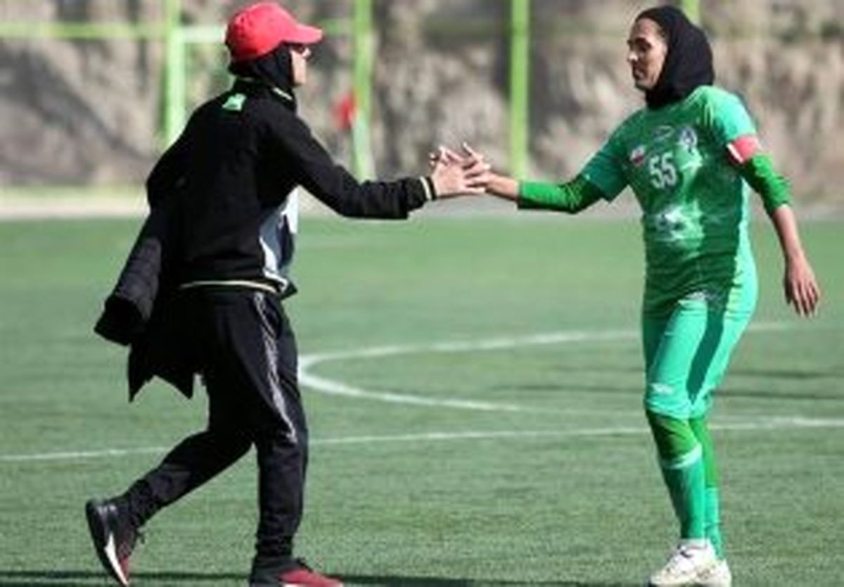 از سرخ آبی ها خبری نشد، سایر تیمها هم میروند!