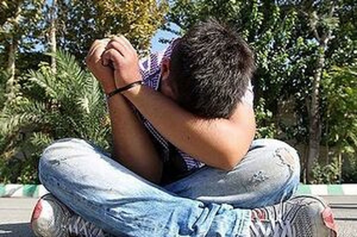 دستگیری زورگیر ۱۵ساله با شلیک ۱۰تیر هوایی +عکس